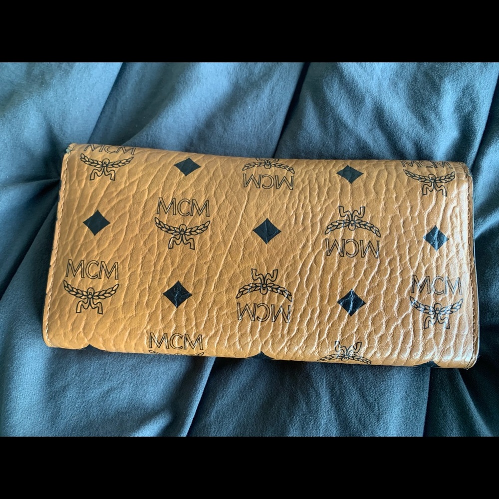 MCM Wallet - Picture 2 of 4